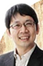 講師
